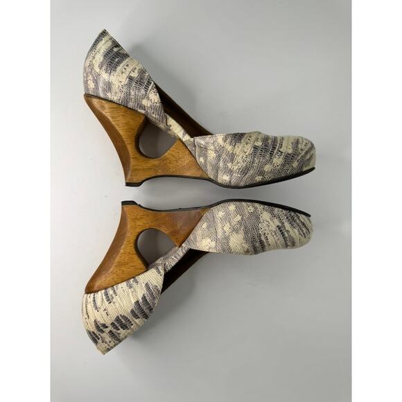 Schuler & Sons Anthropologie Women's Size 7M Snakeskin Cutout Wedge Heels - Picture 6 of 10